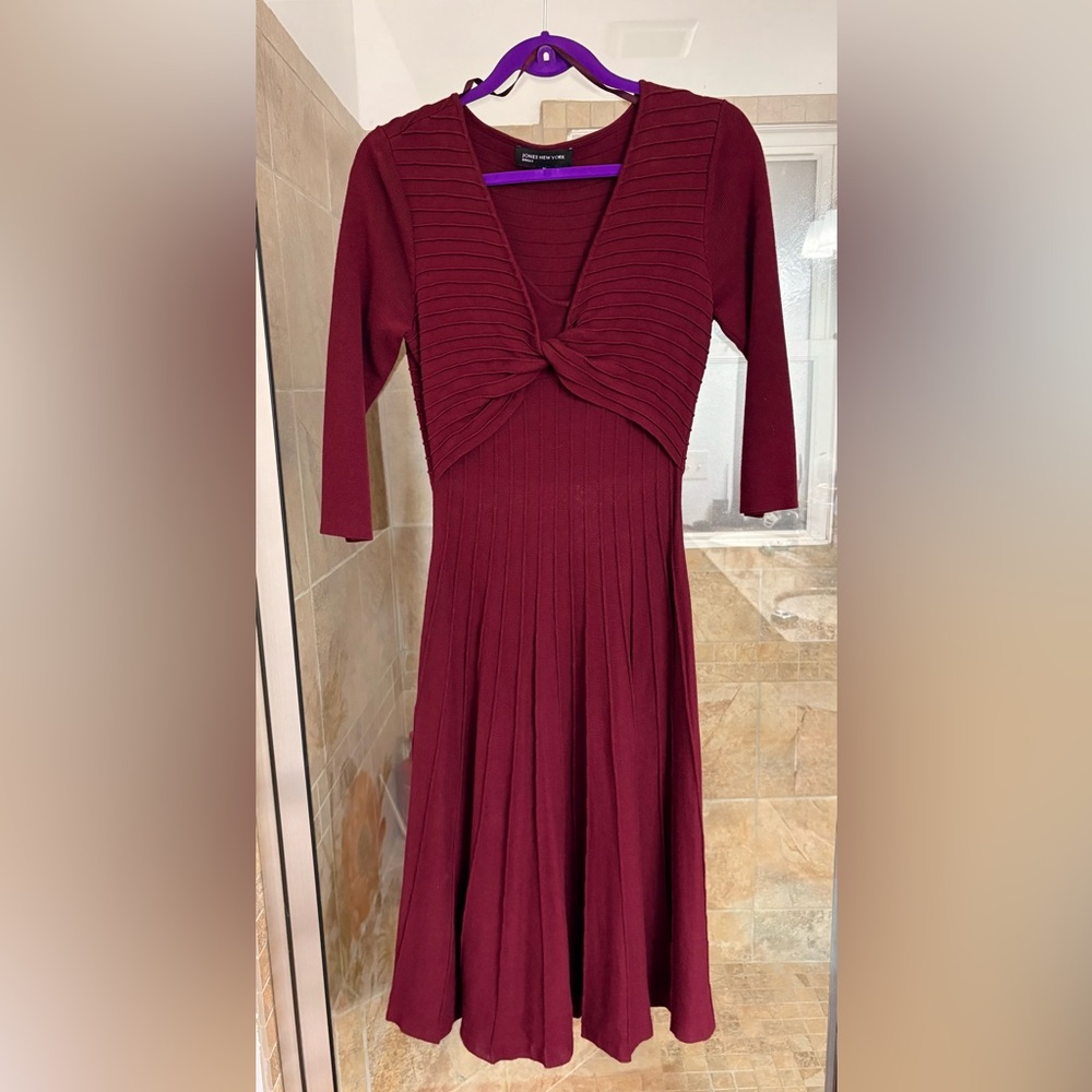 Jones New York Burgundy Ribbed Sweater Midi Dress size Medium